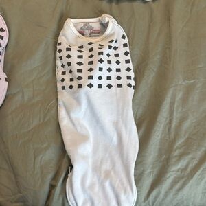 Nanit swaddle 0-3 in blue